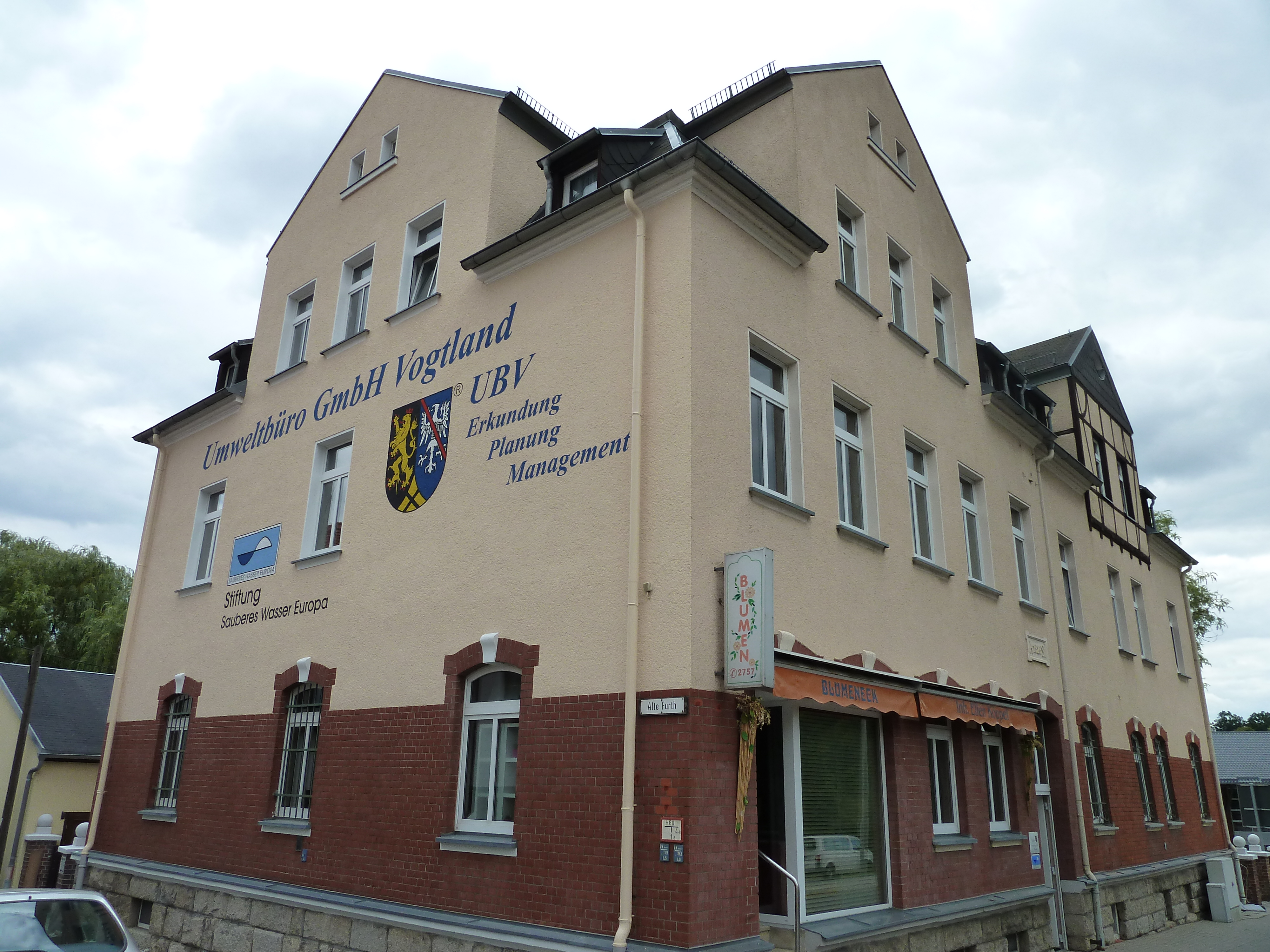 Link zu Unternehmen, Bild vom Hauptsitz des UBV in Weischlitz